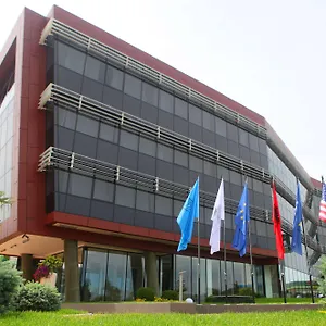https://best-western-premier-ark-hotel.albaniahotels.org