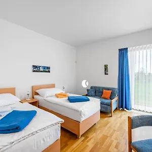 https://centrum-mariapoli.praguehotelsweb.com
